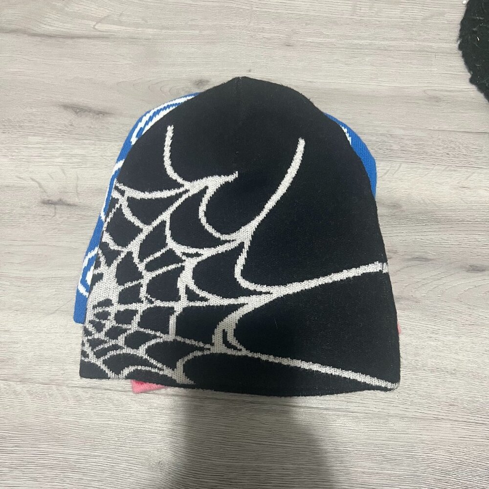 "Spider Beanie"